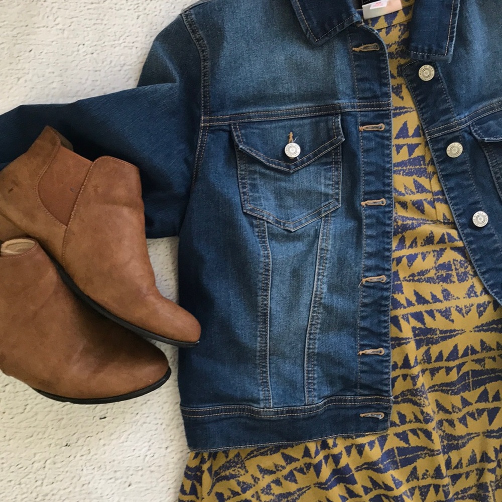 Carly XS Lularoe